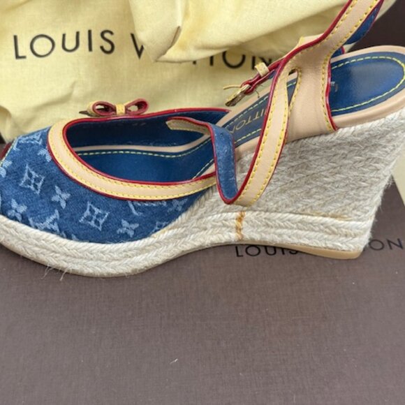 Louis Vuitton Monogram Denim Bow Espadrille Wedges - Picture 3 of 6